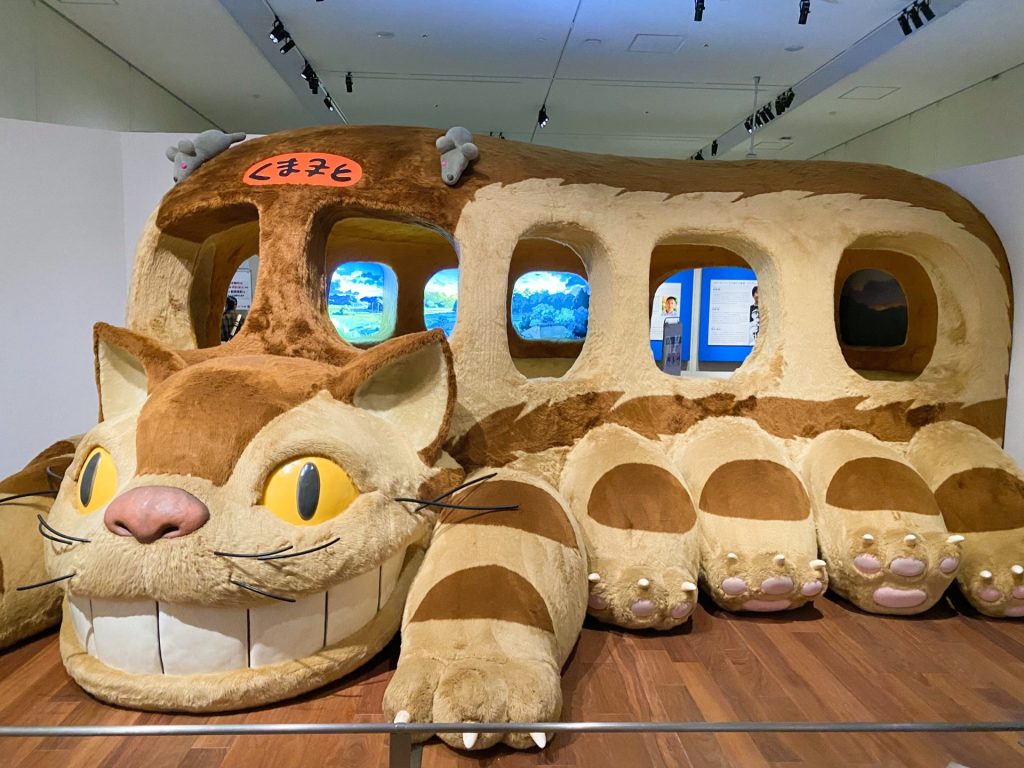 「ジブリパークとジブリ展」大きなネコバス